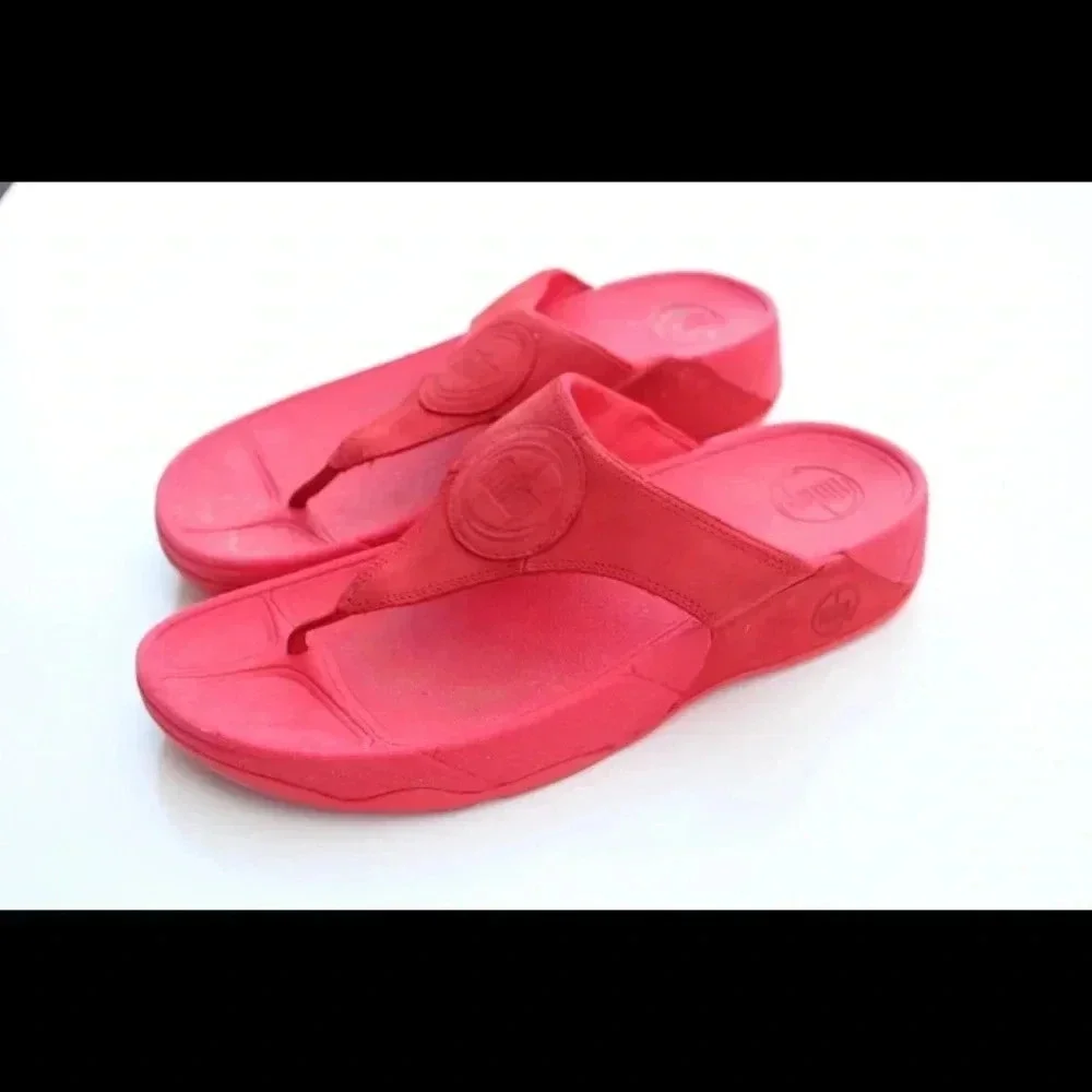 Flip top sandals